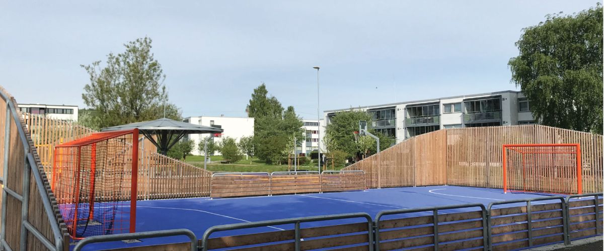 Ballbinge i boligområde