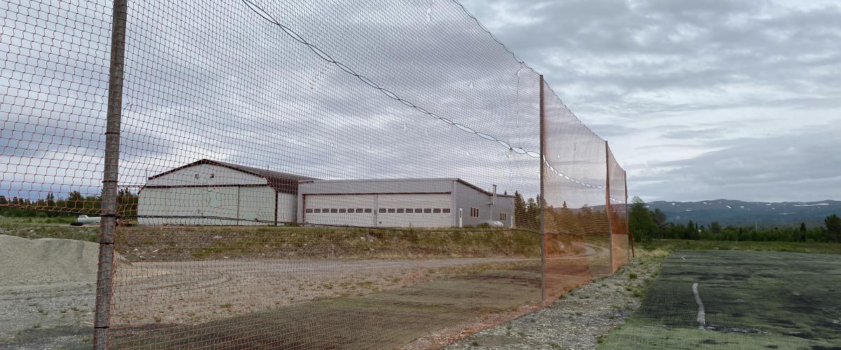 Sikkerhetsnett. Foto: Knut Olav Kvissel. Gjerde av netting