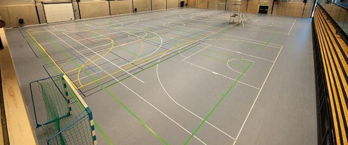 Idrettshallen i Bærum idrettspark. Foto: Trond Joelson, Byggeindustrien